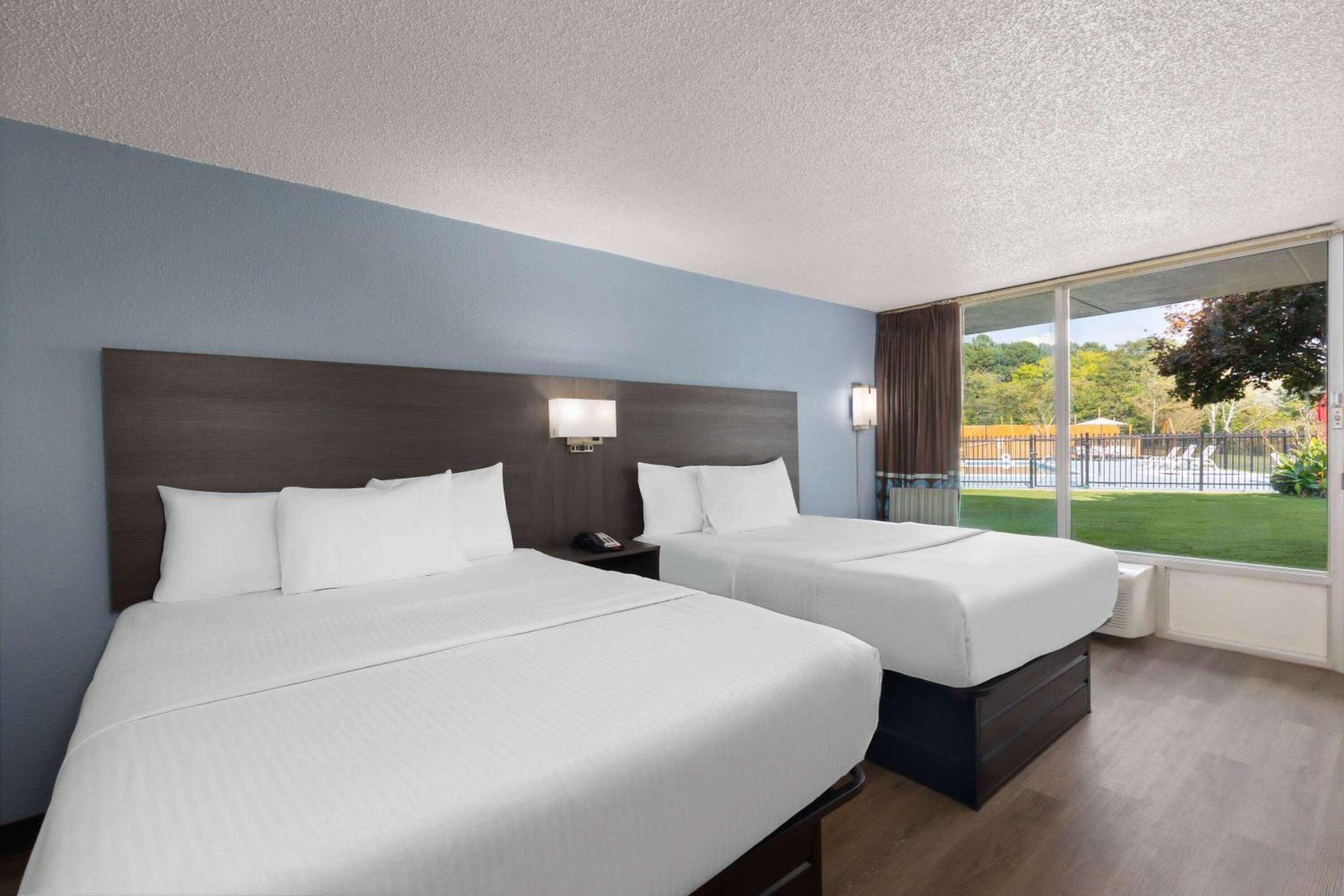 Super 8 By Wyndham Riverside Al Kültér fotó